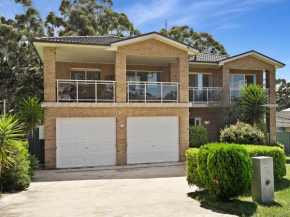 The Lighthouse a Luxury Five Bedroom Home with Stunning Views of Jervis Bay